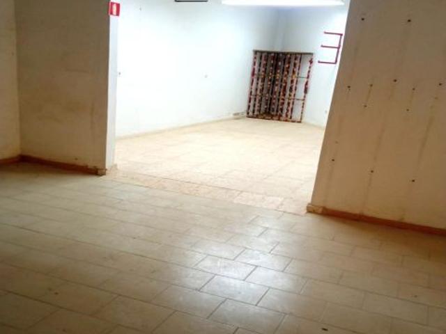 Local Comercial en alquiler en Tomares, Peralta