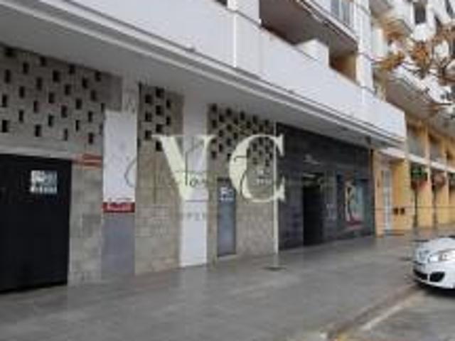 Local Comercial en alquiler en Vélez-málaga, Caleta 2000
