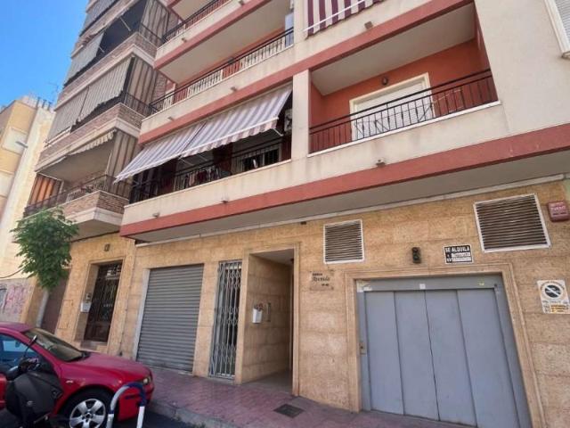 Local Comercial en alquiler en Torrevieja, Europa