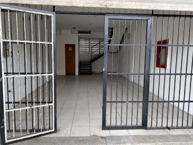 Local Comercial en alquiler en Miguel Peña, Valencia