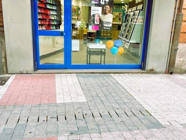 Local Comercial en alquiler en Valladolid, Plaza España