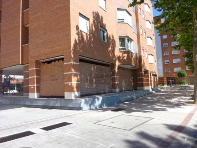 Local Comercial en alquiler en La Victoria, Valladolid