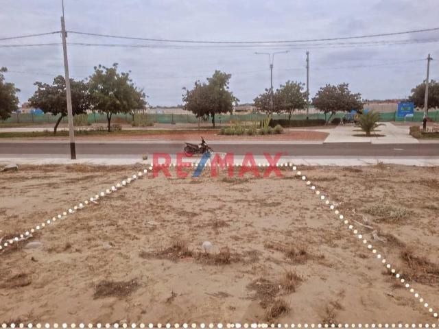 Local Comercial alquiler en El Veintiseis