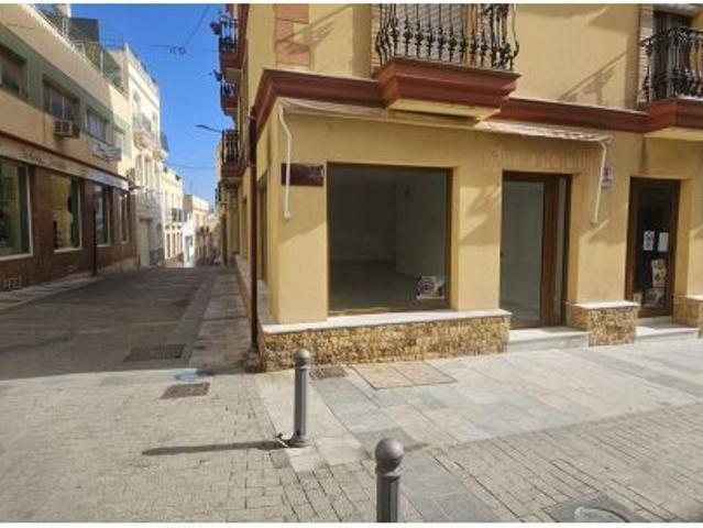 Local Comercial en alquiler en Vera Playa, Vera