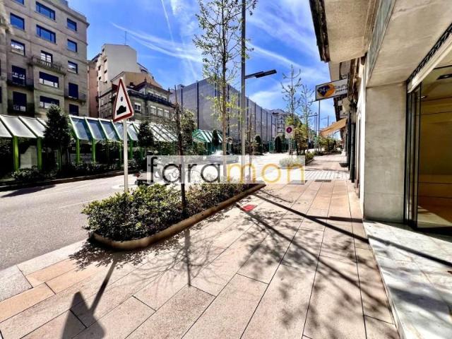 Local Comercial en alquiler en O Corazón de María, Vigo