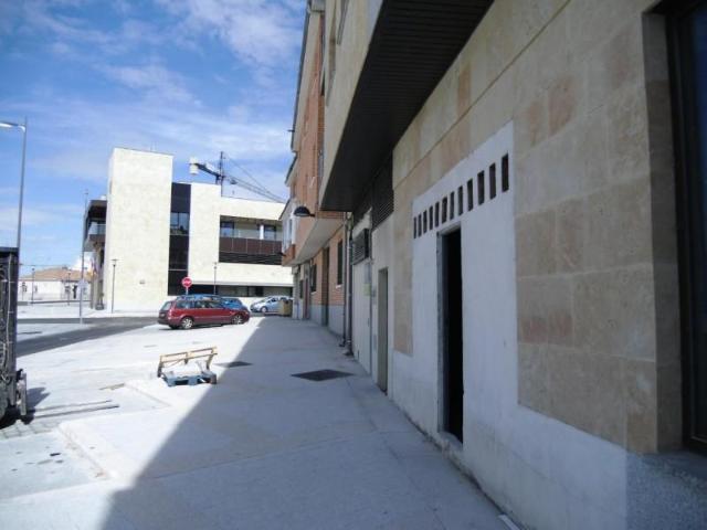Local Comercial en alquiler en Villares De La Reina