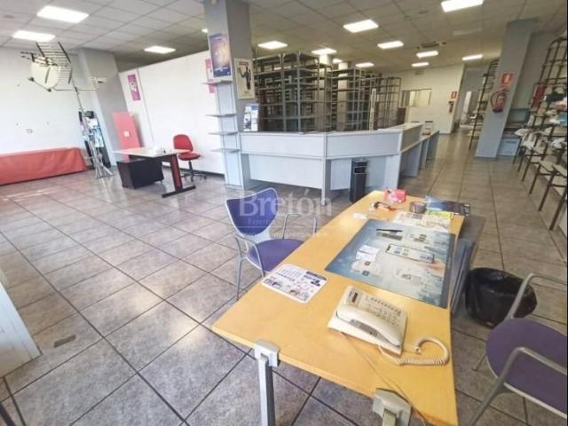 Local Comercial en alquiler en Zaragoza, La Almozara