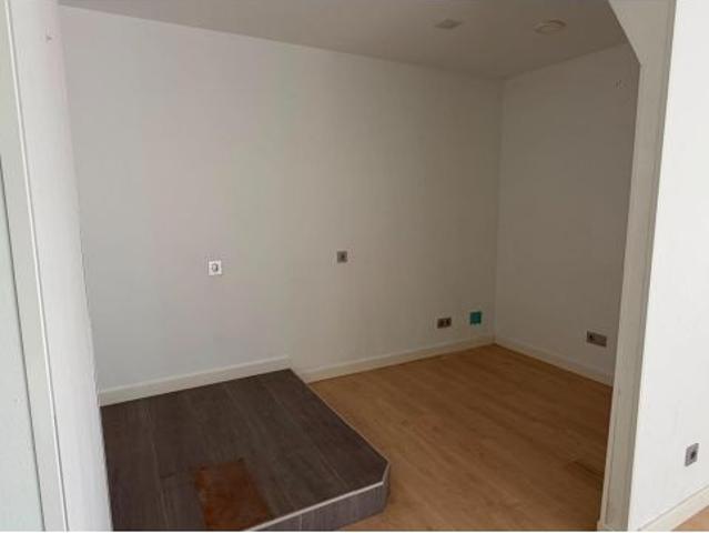 Local Comercial en alquiler en Delicias, Zaragoza