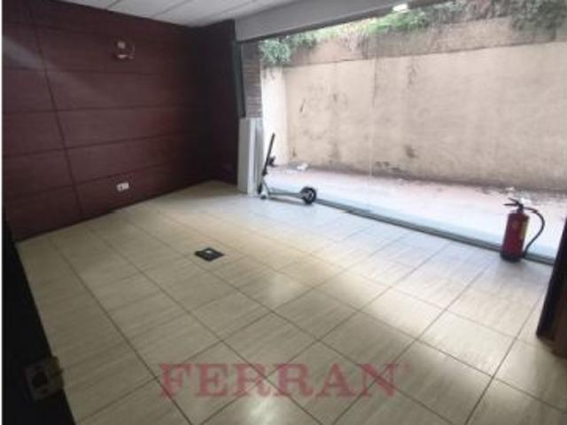 Local Comercial en venta en Gràcia, Barcelonès