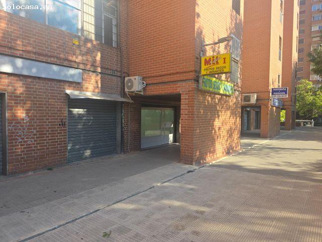 Local Comercial en alquiler en Puente de Vallecas, Madrid