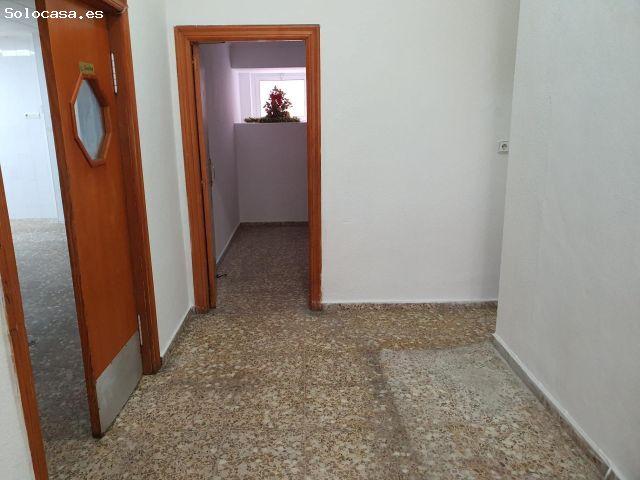 Local Comercial en venta en les Vinyes, el Vinalopó Mitjà / El Vinalopó Medio