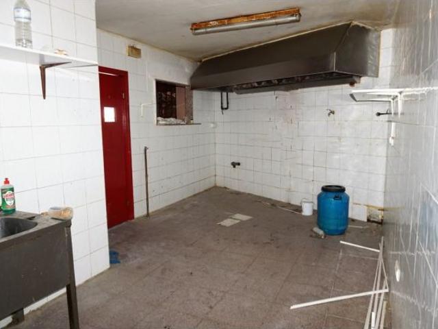 Local Comercial en alquiler en Petrer, les Vinyes