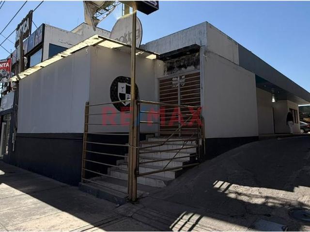 Local Comercial alquiler en Urbanizacion Primavera, José Luis Bustamante y Rivero