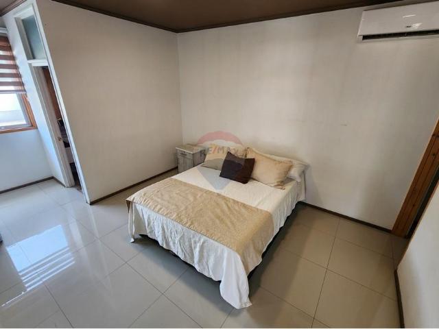 Local Comercial en Calle Larga