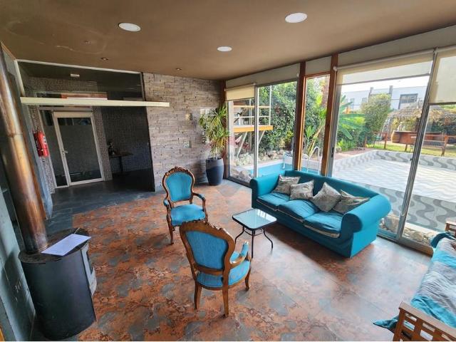 Local Comercial en Calle Larga