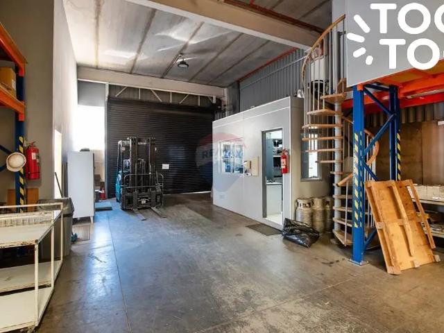 Local Comercial en Colina