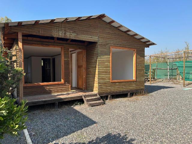 Local comercial en cruce Calera de Tango con Lonquén