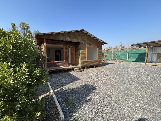 Local comercial en cruce Calera de Tango con Lonquén