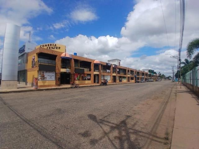 Local Comercial en venta en Centro Empresarial Longo, San José de Guanipa