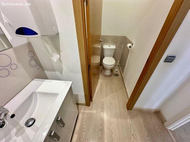 Local Comercial en alquiler en Almería