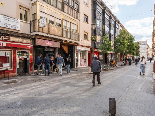 Local Comercial en venta en Escritores, Leganés