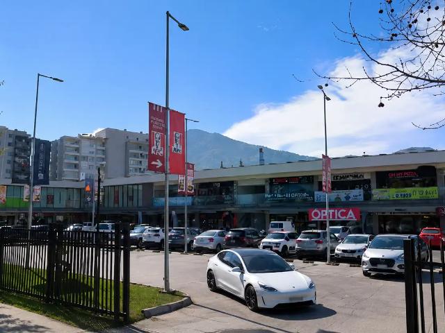 Local Comercial en arriendo en Huechuraba, Metropolitana