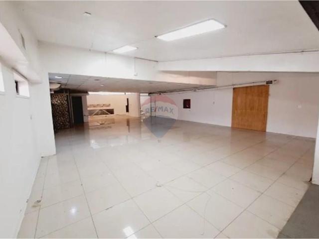 Local Comercial en La Reina