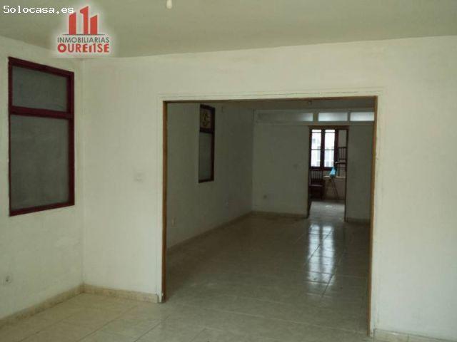 Local Comercial en venta en As Lagoas, Ourense