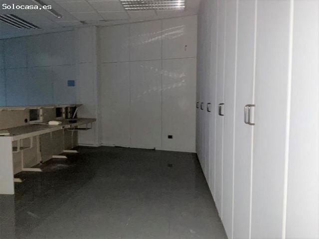 Local Comercial en venta en Laguna De Negrillos, Castilla y León