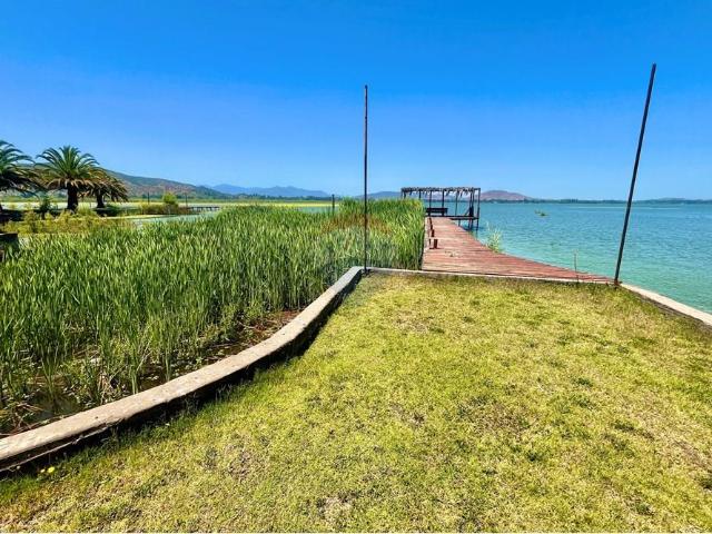 Local Comercial en Las Cabras