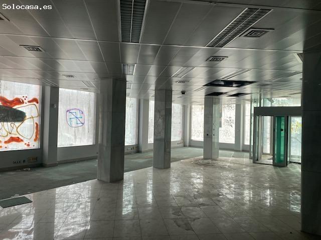 Local Comercial en alquiler en Valdepelayo, Leganés