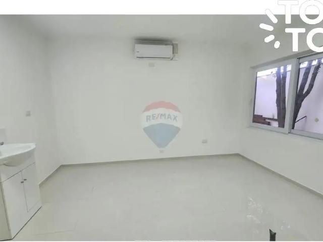 Local Comercial en Linares