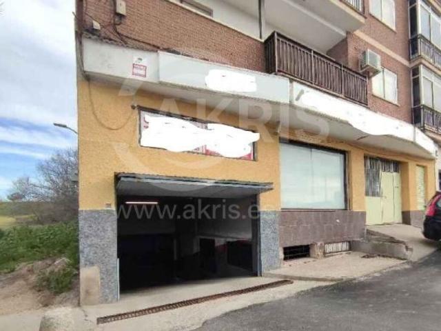 Local Comercial en venta en Olías Del Rey, Castilla-La Mancha