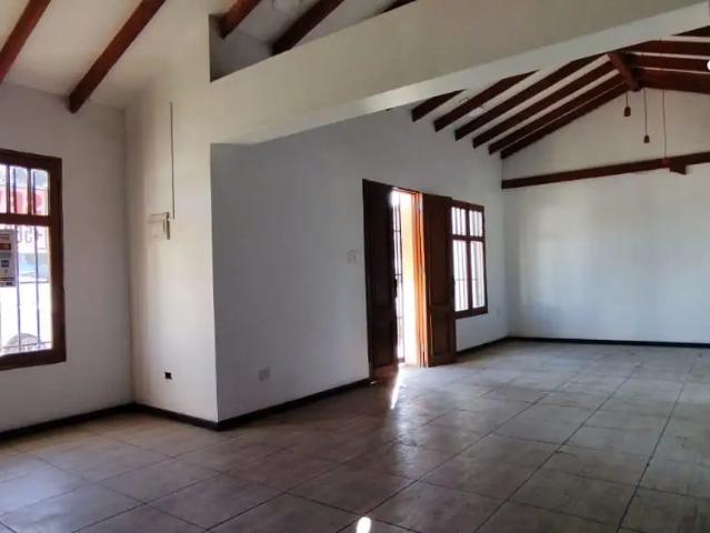 Local Comercial en venta en El Llano Norte, Provincia de Cordillera