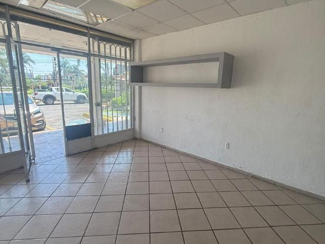 Local Comercial en renta en Tlajomulco De Zúñiga, Jalisco