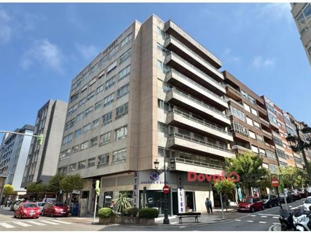 Local Comercial en venta en Castrelos, Vigo