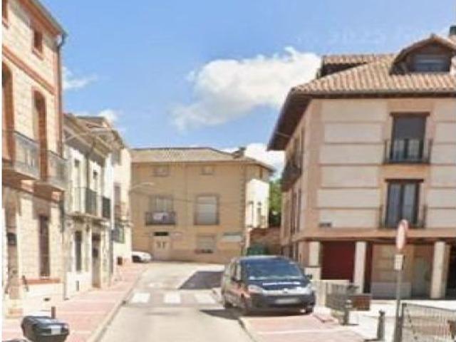 Local Comercial en venta en Tielmes, Madrid