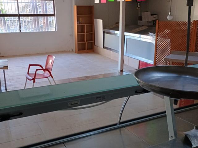 Local Comercial en venta en Becerril De La Sierra, Madrid