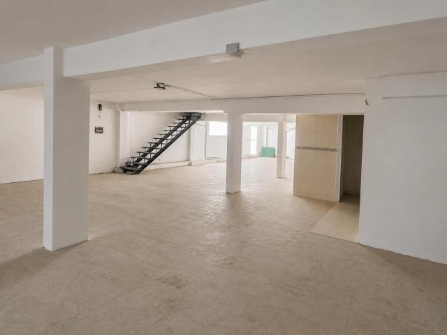 Local Comercial en venta en La Cabaña, El Molar