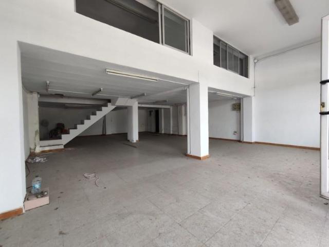 Local Comercial en venta en Barrio Las 300, el Vinalopó Mitjà / El Vinalopó Medio