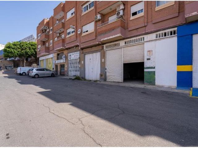 Local Comercial en venta en Villa Blanca, Almería