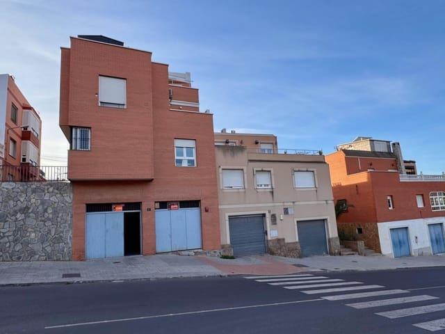 Local Comercial en venta en Barrio de las Cruces, Almería