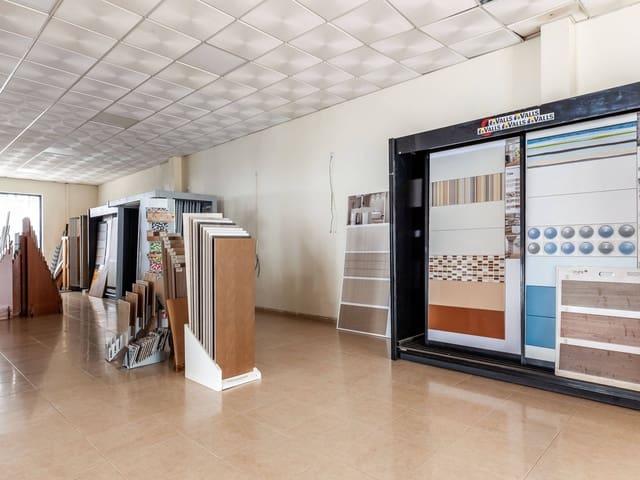 Local Comercial en venta en Barrio de las Cruces, Almería