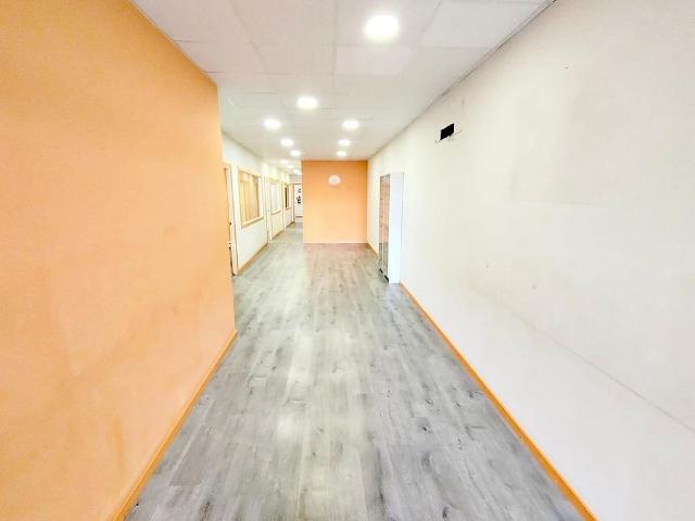 Local Comercial en venta en Riu Nord, Santa Coloma de Gramenet