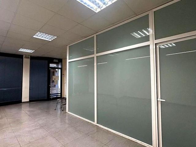 Local Comercial en venta en Riu Sud, Santa Coloma de Gramenet
