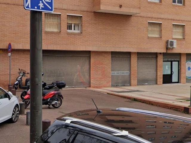 Local Comercial en venta en Nou Barris, Barcelonès