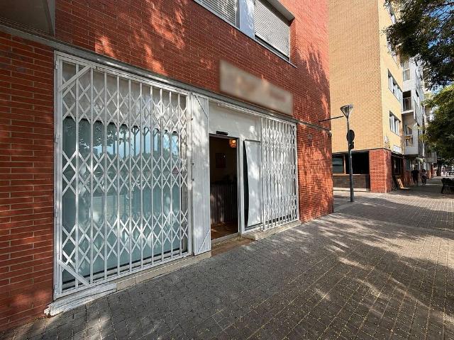 Local Comercial en venta en la Marina de Port, Barcelona