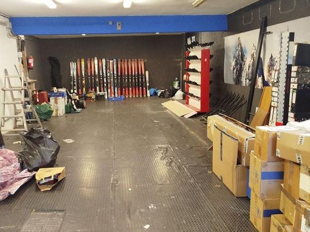 Local Comercial en venta en Alp, Girona