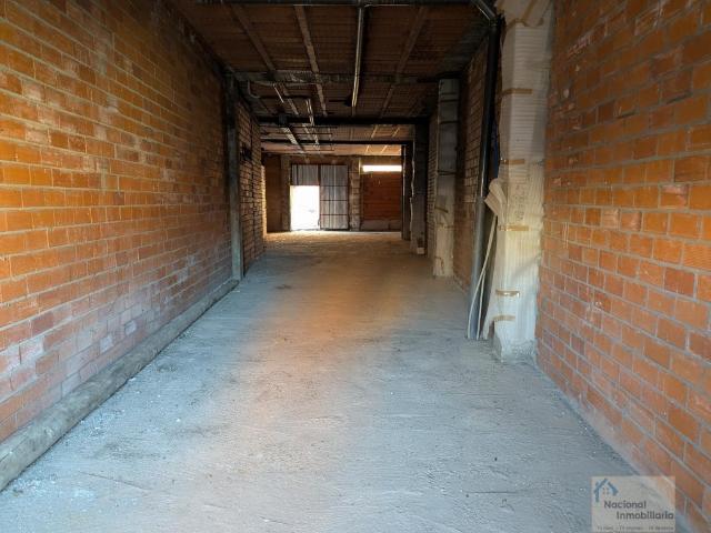 Local Comercial en venta en Santa Clara, Benavente