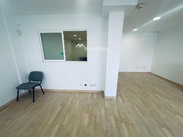 Local Comercial en venta en Segur de Calafell, Baix Penedès